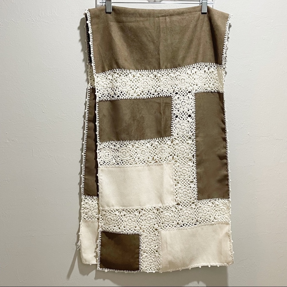 EGON FURSTENBERG Women’s Boho Ivory Brown Patchwork Granny Square Scarf